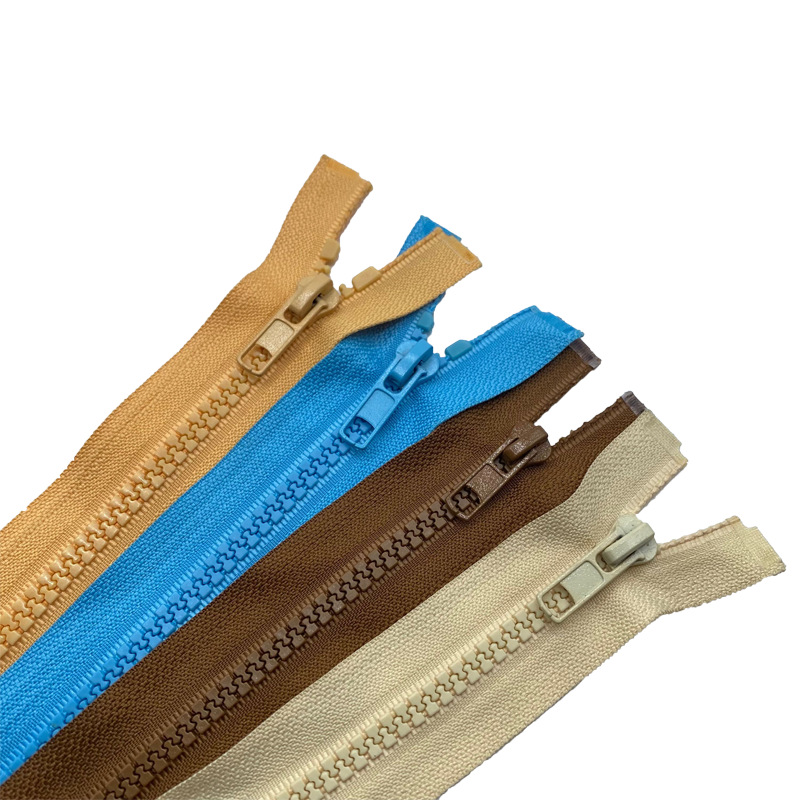 Custom Affordable Fancy Style Wholesale 5# Plastic Zipper for luggage yoga clothes 