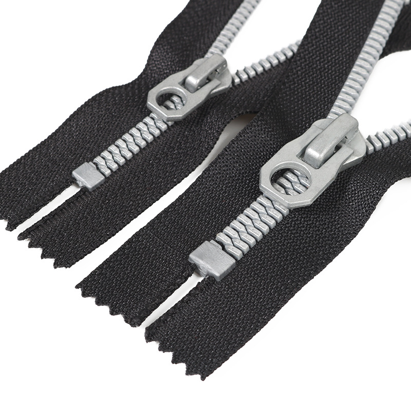 zipper hot selling directly sells custom #5/7/8/10 eco-friendly resin plastic teeth for jacket 