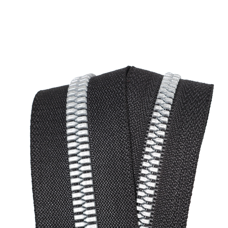 zipper hot selling directly sells custom #5/7/8/10 eco-friendly resin plastic teeth for jacket 