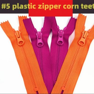custom service #5 /7/8/10 high quality corn teeth plastic resin zipper for sport bag garments