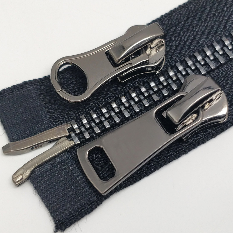 Low moq no.3/5 metal zipper brass teeth  two slider customized for garment leather jeans 
